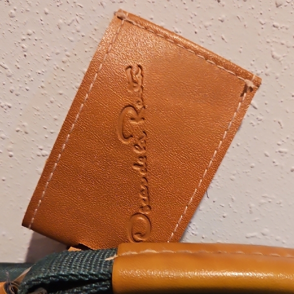 Oscar De La Renta Vintage Canvas Green & Tan Luggage Suit Case - Picture 4 of 16